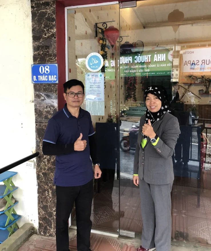 Nhà thuốc có nhãn Halal phục vụ du khách Muslim tại Sa Pa